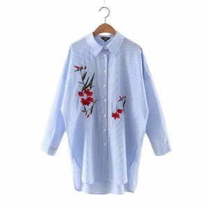 Loose fit Flower Embroidery Cotton Shirt